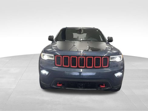 Used 2021 Jeep Grand Cherokee Trailhawk w/ Trailhawk Luxury Group AWD/4WD image 9