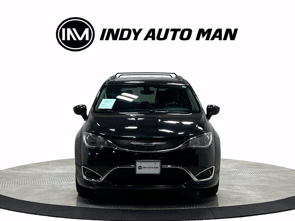 Used 2019 Chrysler Pacifica Touring-L FWD image 9
