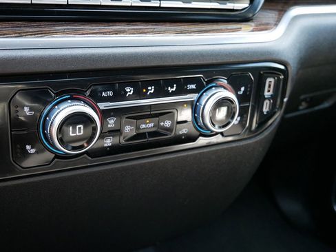 Used 2024 GMC Sierra 1500 Elevation AWD/4WD image 25
