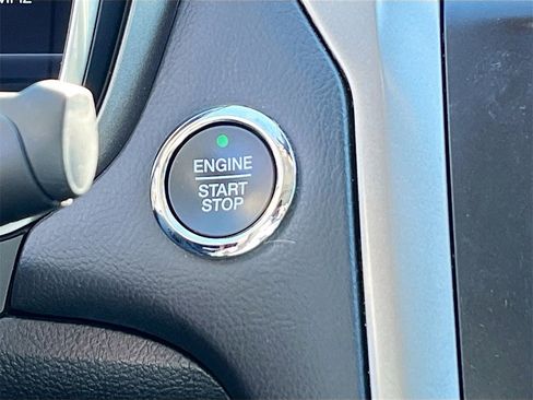 Used 2020 Ford Fusion SE image 22