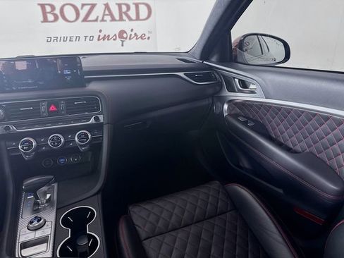 Used 2022 Genesis G70 3.3T image 29