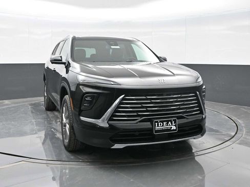 New 2026 Buick Enclave Preferred image 2