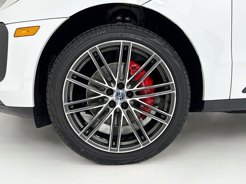 New 2026 Porsche Macan S image 33