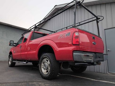 Used 2015 Ford F250 XLT w/ FX4 Off-Road Package AWD/4WD image 12