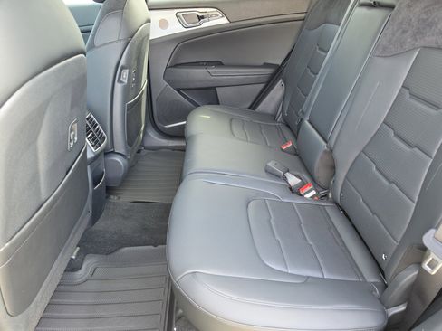 New 2026 Kia Sportage SX FWD image 8