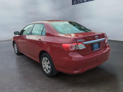 Used 2011 Toyota Corolla LE image 9