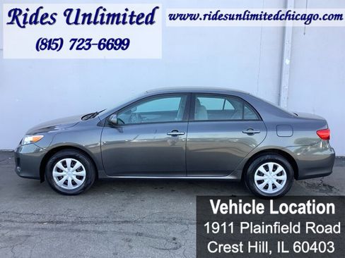 Used 2011 Toyota Corolla LE FWD image 3