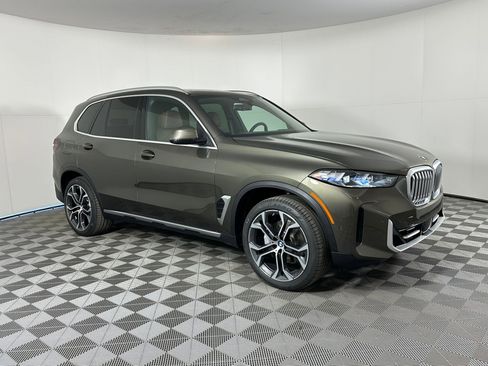 New 2026 BMW X5 sDrive40i image 6