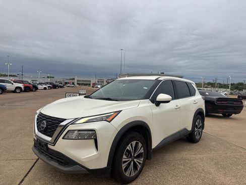 Certified 2023 Nissan Rogue SV image 6