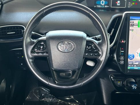 Used 2021 Toyota Prius Limited w/ Premium Convenience Package FWD image 13