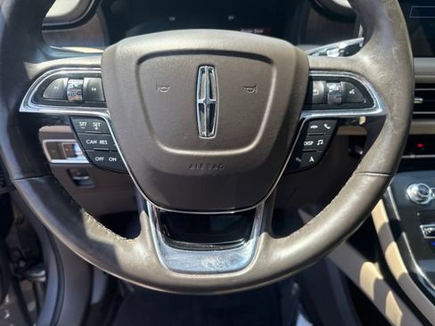 Used 2023 Lincoln Nautilus Reserve AWD/4WD image 29