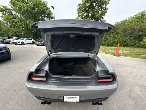 Used 2017 Dodge Challenger SRT Hellcat RWD image 22