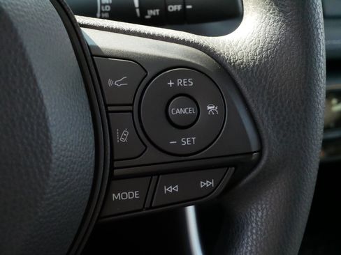 Certified 2025 Toyota RAV4 XLE image 25