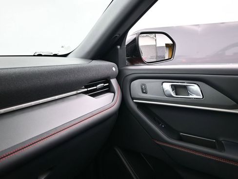 New 2026 Ford Explorer ST-Line w/ ST-Line Street Pack image 21