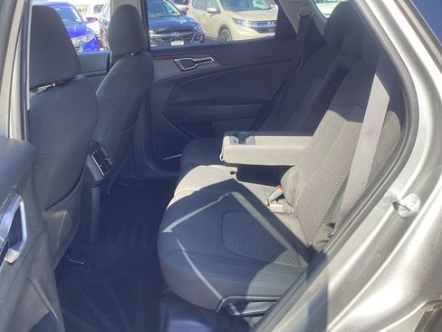Used 2023 Kia Sportage LX FWD image 12