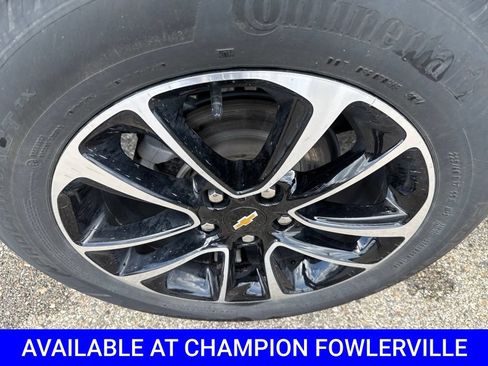 Used 2025 Chevrolet TrailBlazer LT AWD/4WD image 14