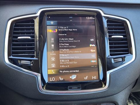 Used 2016 Volvo XC90 T6 Momentum w/ Momentum Plus Package AWD/4WD image 8