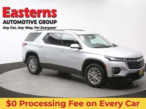 Used 2022 Chevrolet Traverse LT FWD image 49