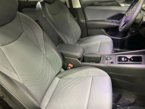 New 2026 Volkswagen Tiguan SE image 8