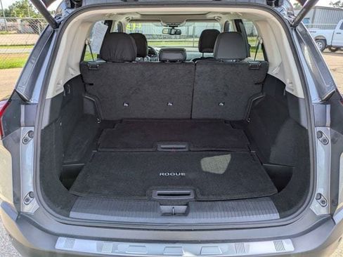 Used 2021 Nissan Rogue SL FWD image 13