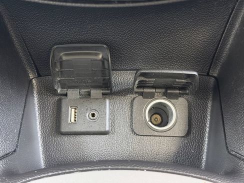 Used 2017 Chevrolet Cruze LS FWD image 42