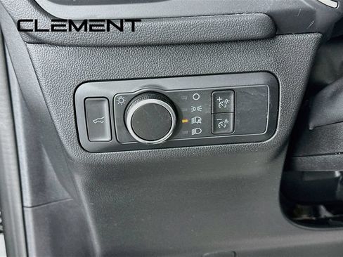 Used 2022 Ford Escape SE w/ SE Sport Appearance Package FWD image 12