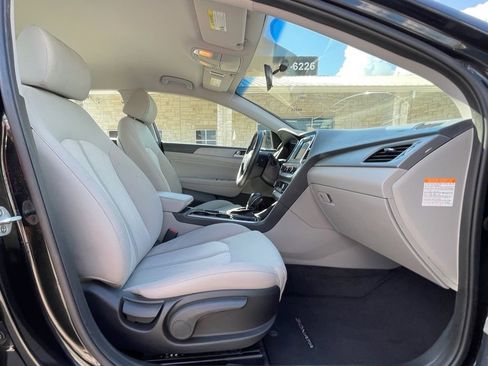 Used 2018 Hyundai Sonata SE image 29