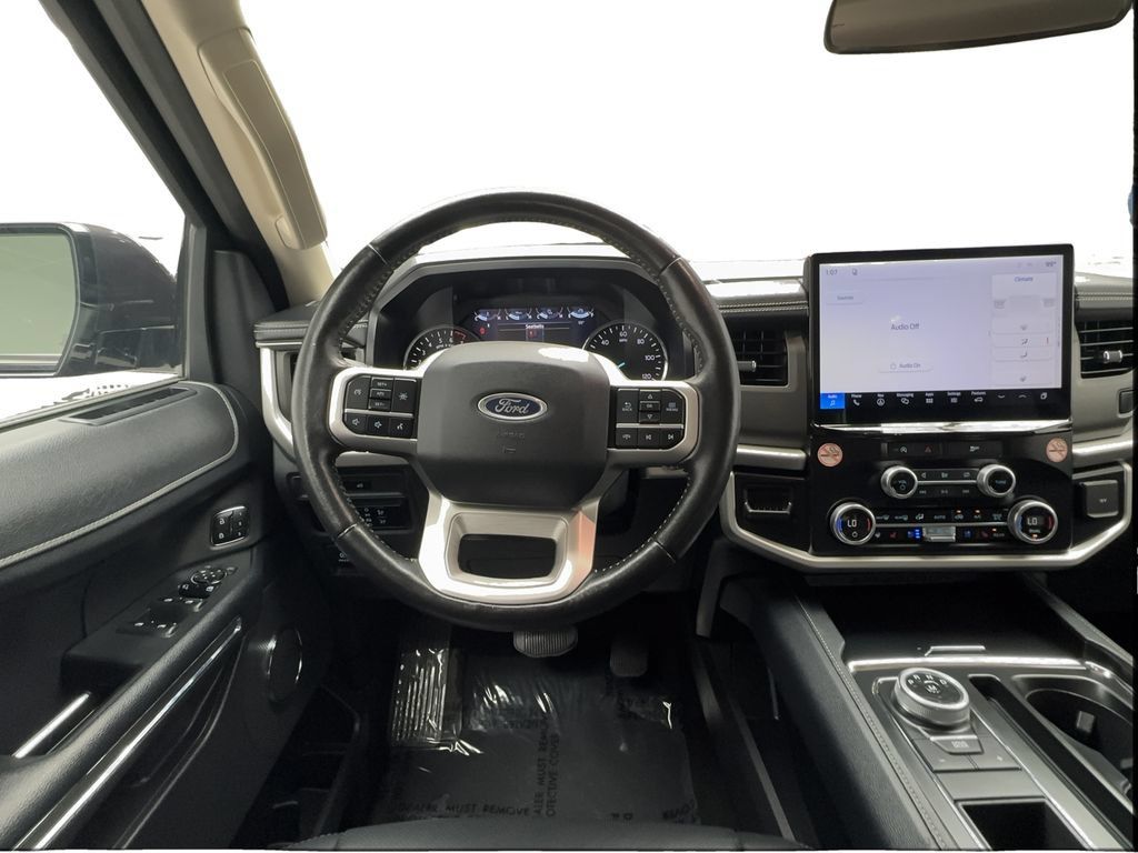 Used 2024 Ford Expedition XLT RWD image 39