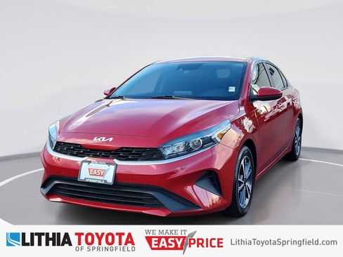 Used 2022 Kia Forte LXS image 1