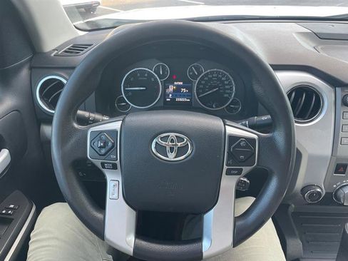 Used 2014 Toyota Tundra SR5 image 10