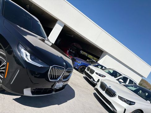 Used 2026 BMW X3 xDrive30i AWD/4WD image 2