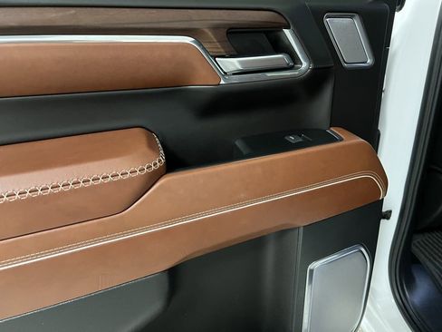 Used 2024 GMC Sierra 1500 Denali Ultimate image 47