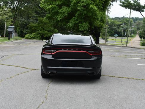 Used 2018 Dodge Charger R/T w/ Premium Group RWD image 6