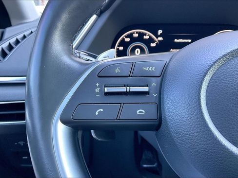 Used 2022 Hyundai Sonata Limited image 10