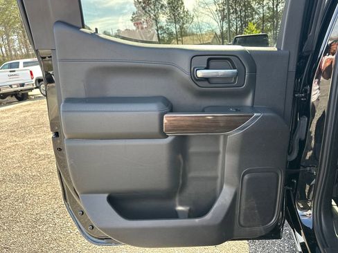 Used 2021 Chevrolet Silverado 1500 RST w/ Z71 Off-Road Package image 22