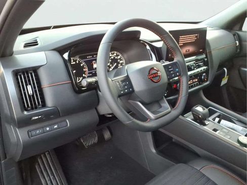 New 2026 Nissan Pathfinder Rock Creek AWD/4WD image 10