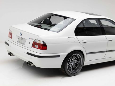 Used 2001 BMW M5 RWD image 29