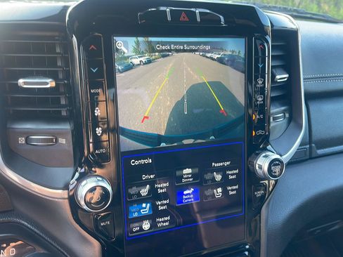 Used 2020 RAM 1500 Laramie w/ Sport Appearance Package AWD/4WD image 24