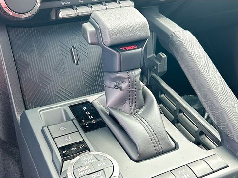 New 2025 Toyota Tacoma TRD Off-Road image 17