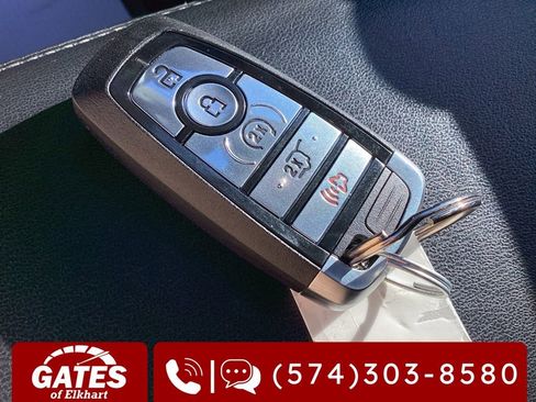 Used 2022 Ford Explorer XLT w/ Equipment Group 202A image 33