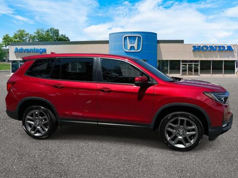 Certified 2023 Honda Passport EX-L image 3