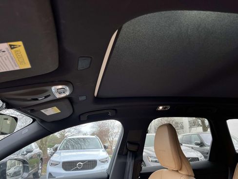 Used 2019 Volvo XC60 T5 Inscription w/ Protection Package Premier image 25