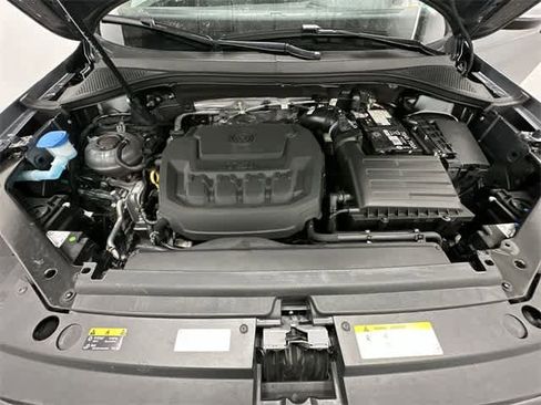 Certified 2024 Volkswagen Tiguan SE image 27