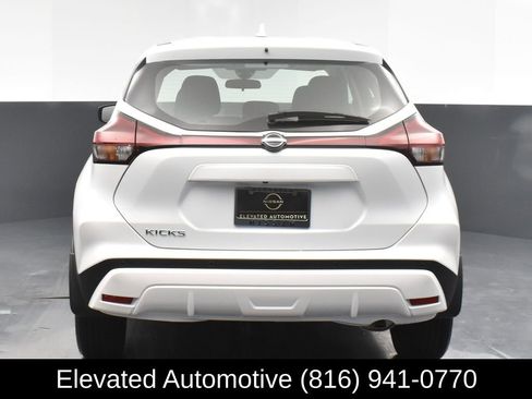 Used 2025 Nissan Kicks Play S FWD image 15