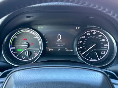 Used 2021 Toyota Camry XSE image 32