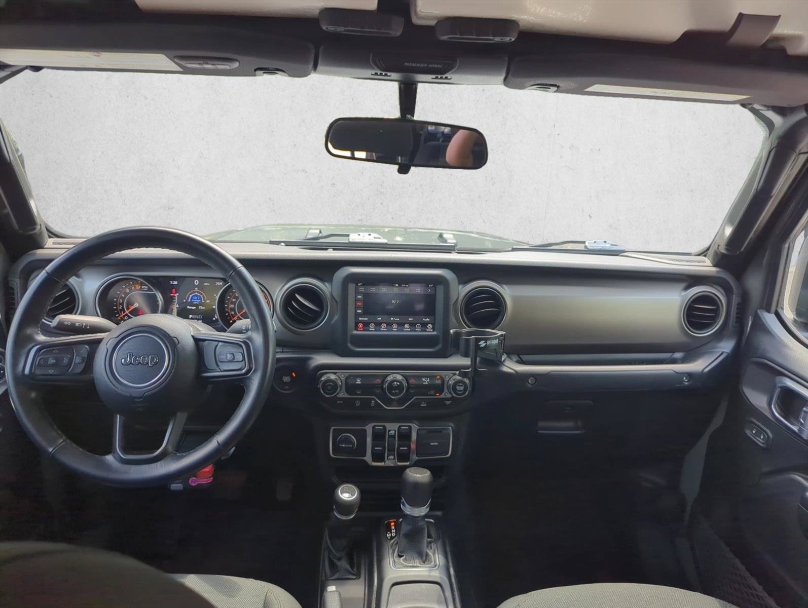 Used 2021 Jeep Gladiator Sport AWD/4WD image 23