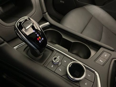 Certified 2024 Cadillac XT6 Premium Luxury image 19