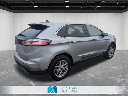 Used 2024 Ford Edge SEL AWD/4WD image 5