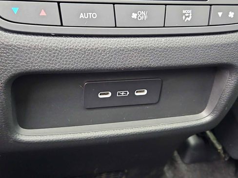 Certified 2024 Honda Pilot Touring image 16