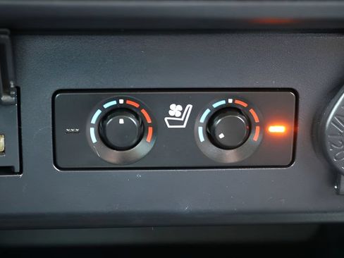Used 2022 Toyota 4Runner Limited AWD/4WD image 28